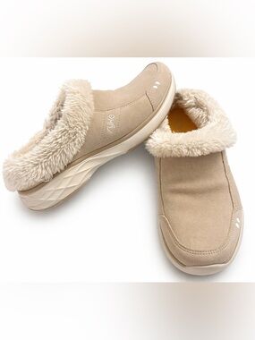 Ryka slip-on shoes in cream with cozy faux fur lining